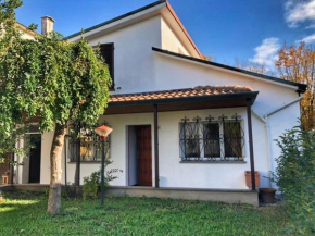 Il portico B&b  Фаенца